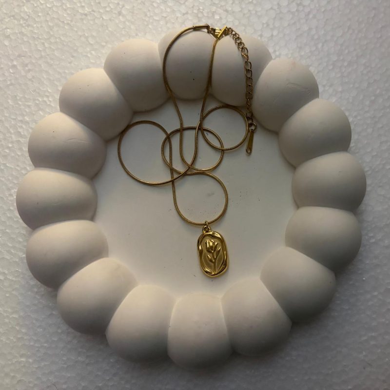 Rosebud glow pendant